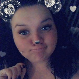 Meet your Posher, Raychel